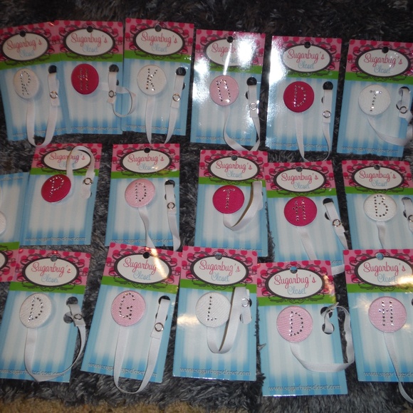 A LOT OF BABY BLING PACIFER CLIPS WITH INITIALS 18 - Picture 2 of 3